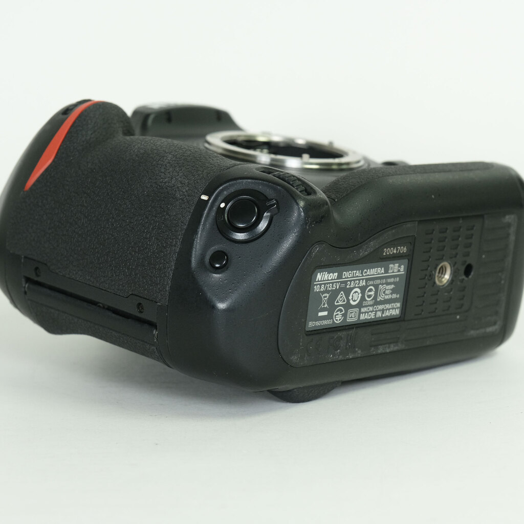 Nikon D5