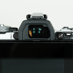 OLYMPUS OM-D E-M5 Mark II