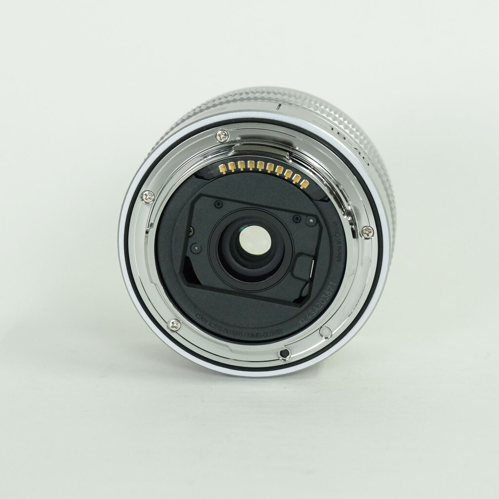 Panasonic LUMIX S 18-40mm F4.5-6.3 Panasonic LUMIX S 18-40mm F4.5-6.3