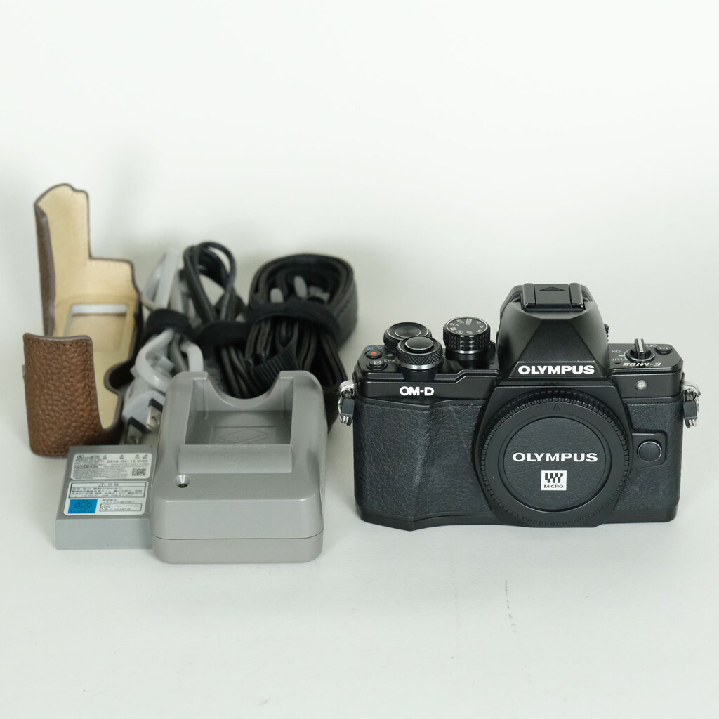 OLYMPUS OM-D E-M10 Mark II