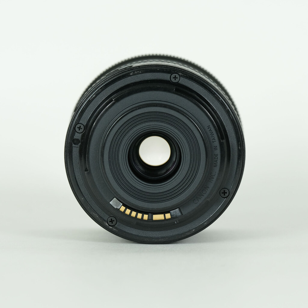 Canon EF-S10-18mm F4.5-5.6 IS STM