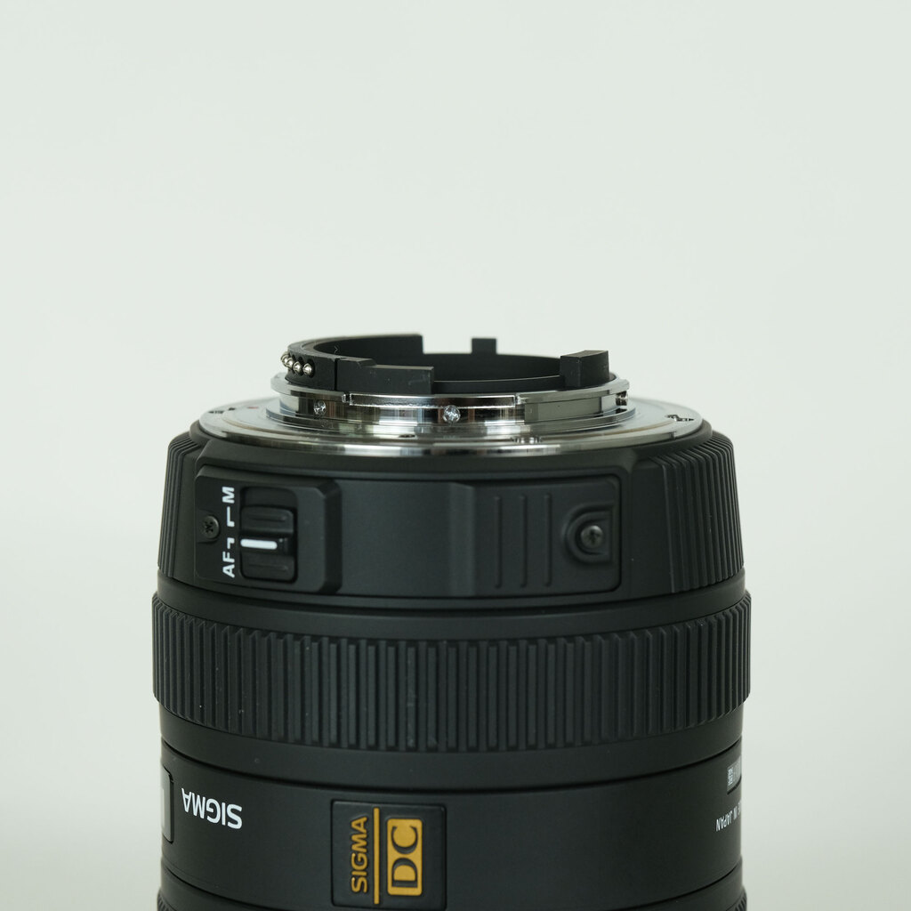 SIGMA 8-16mm F4.5-5.6DC HSM (ニコンF用)