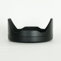 Panasonic LUMIX S PRO 24-70mm F2.8 Panasonic LUMIX S PRO 24-70mm F2.8