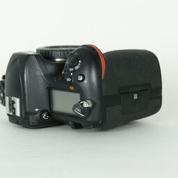 Nikon D500