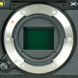 FUJIFILM X-S10