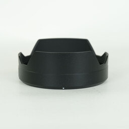 Panasonic LUMIX S 28-200mm F4-7.1 MACRO O.I.S.