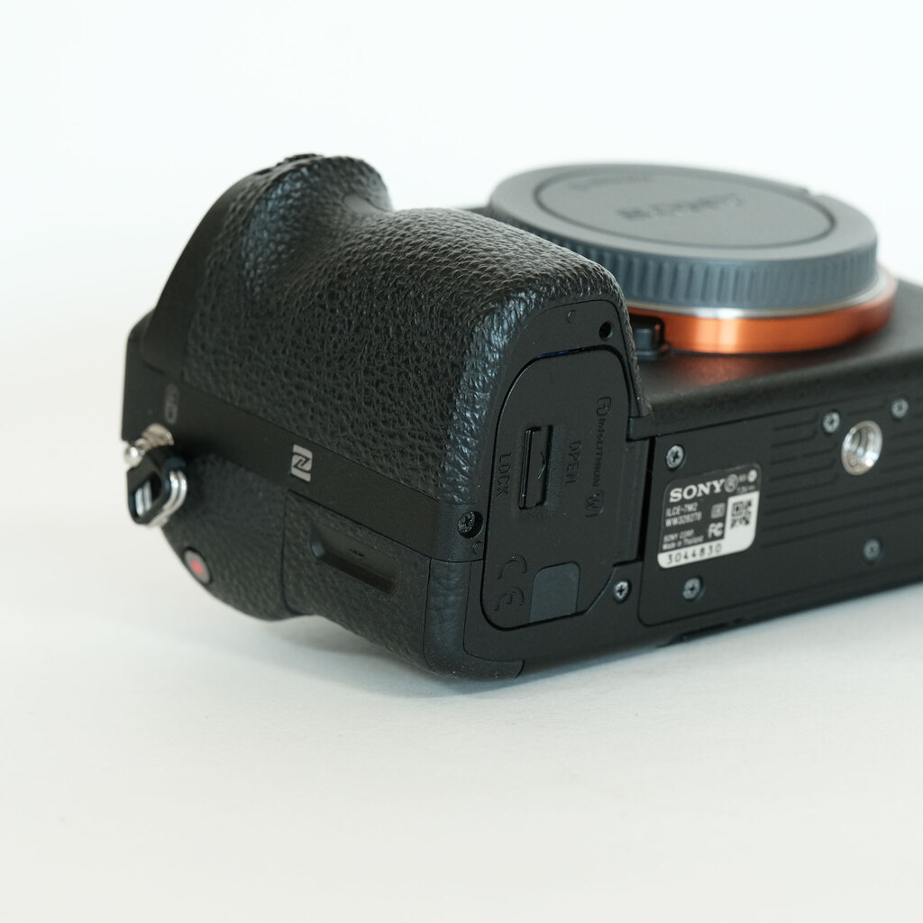 SONY α7 II（ILCE-7M2）