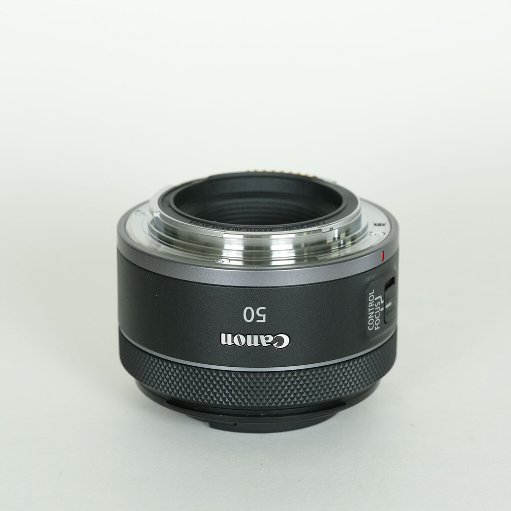 Canon RF50mm F1.8 STM