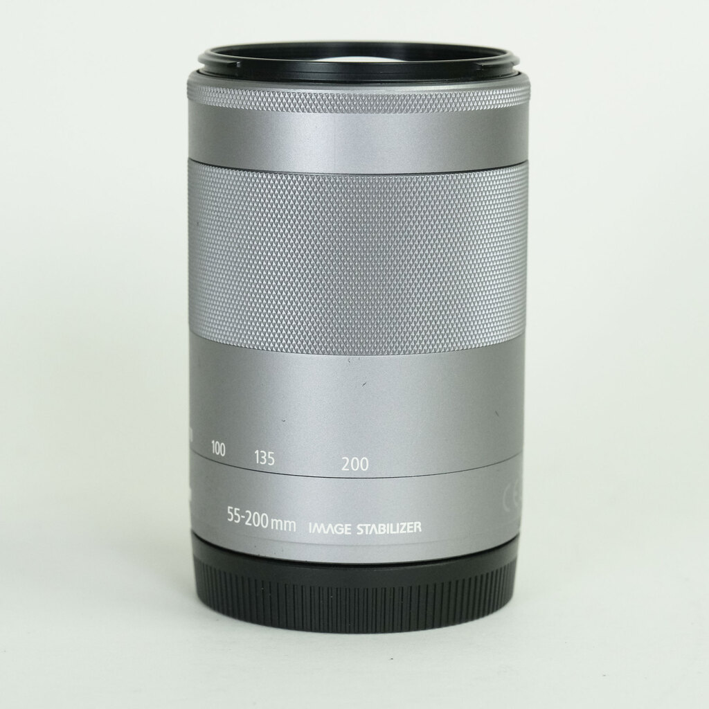 Canon EF-M55-200mm F4.5-6.3 IS STM シルバー Canon EF-M55-200mm F4.5-6.3 IS STM シルバー