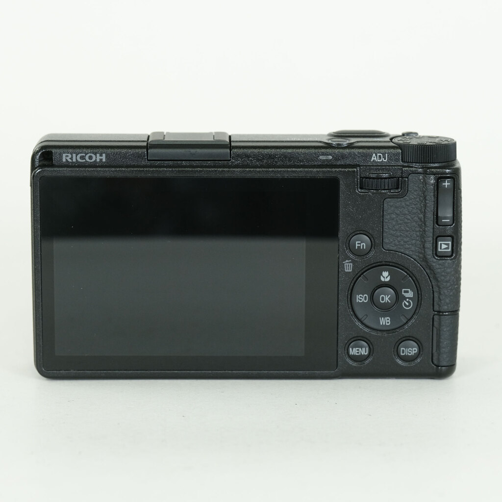 RICOH GR IV
