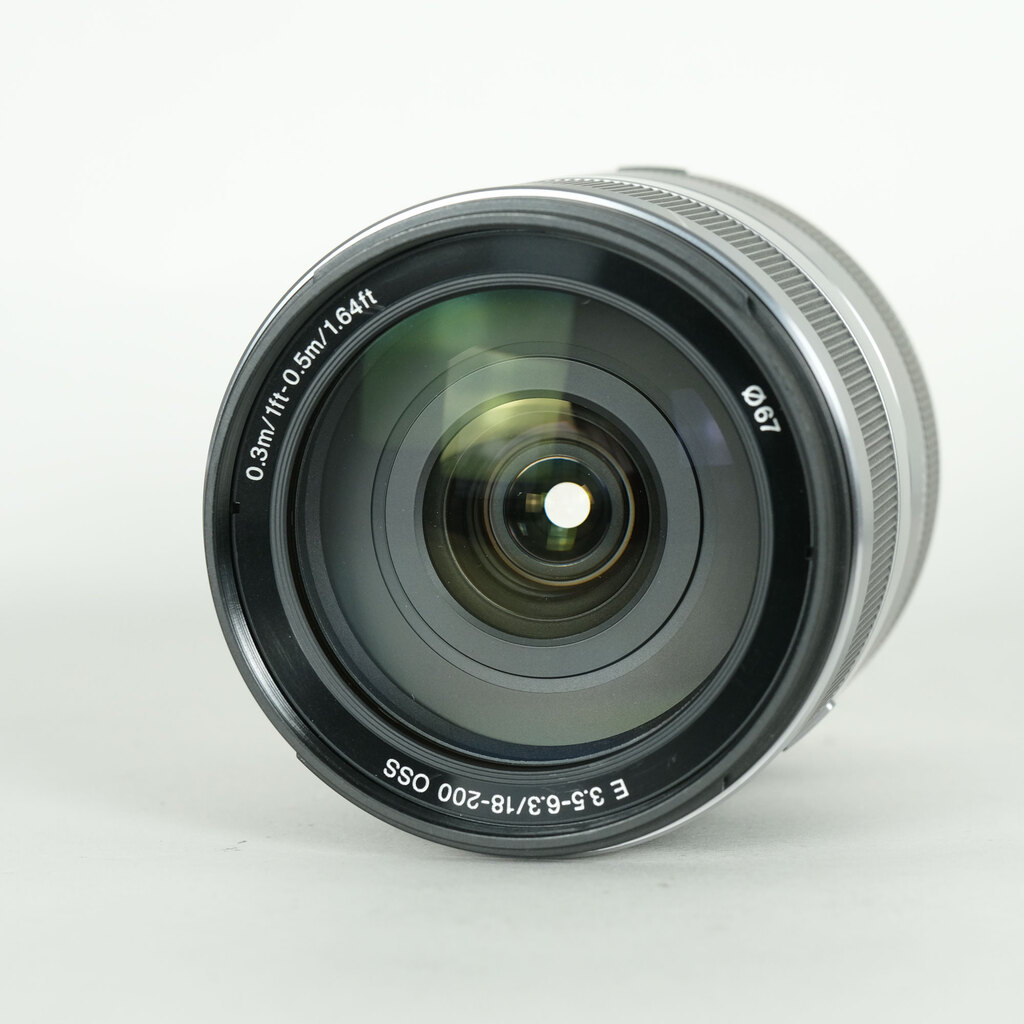 SONY E18-200mm F3.5-6.3 OSS SEL18200 SONY E18-200mm F3.5-6.3 OSS SEL18200
