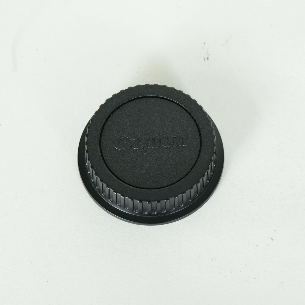 Canon EF-S18-55mm F3.5-5.6 IS STM