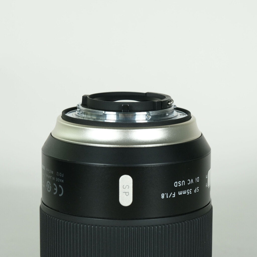 TAMRON SP 35mm F/1.8 Di VC USD (Model F012) [ニコンF用]の出品