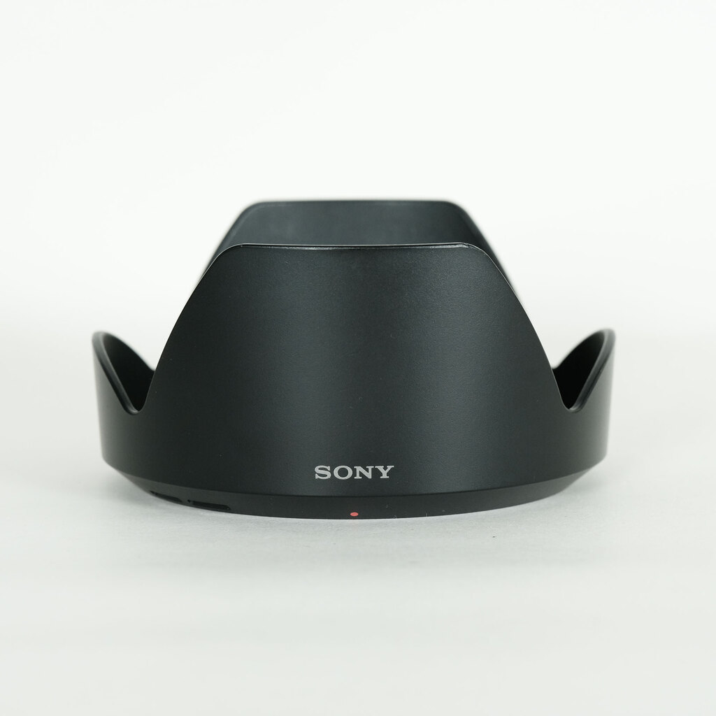 SONY FE 24-240mm F3.5-6.3 OSS SEL24240