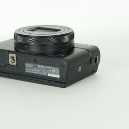 SONY Cyber-shot DSC-RX100M7