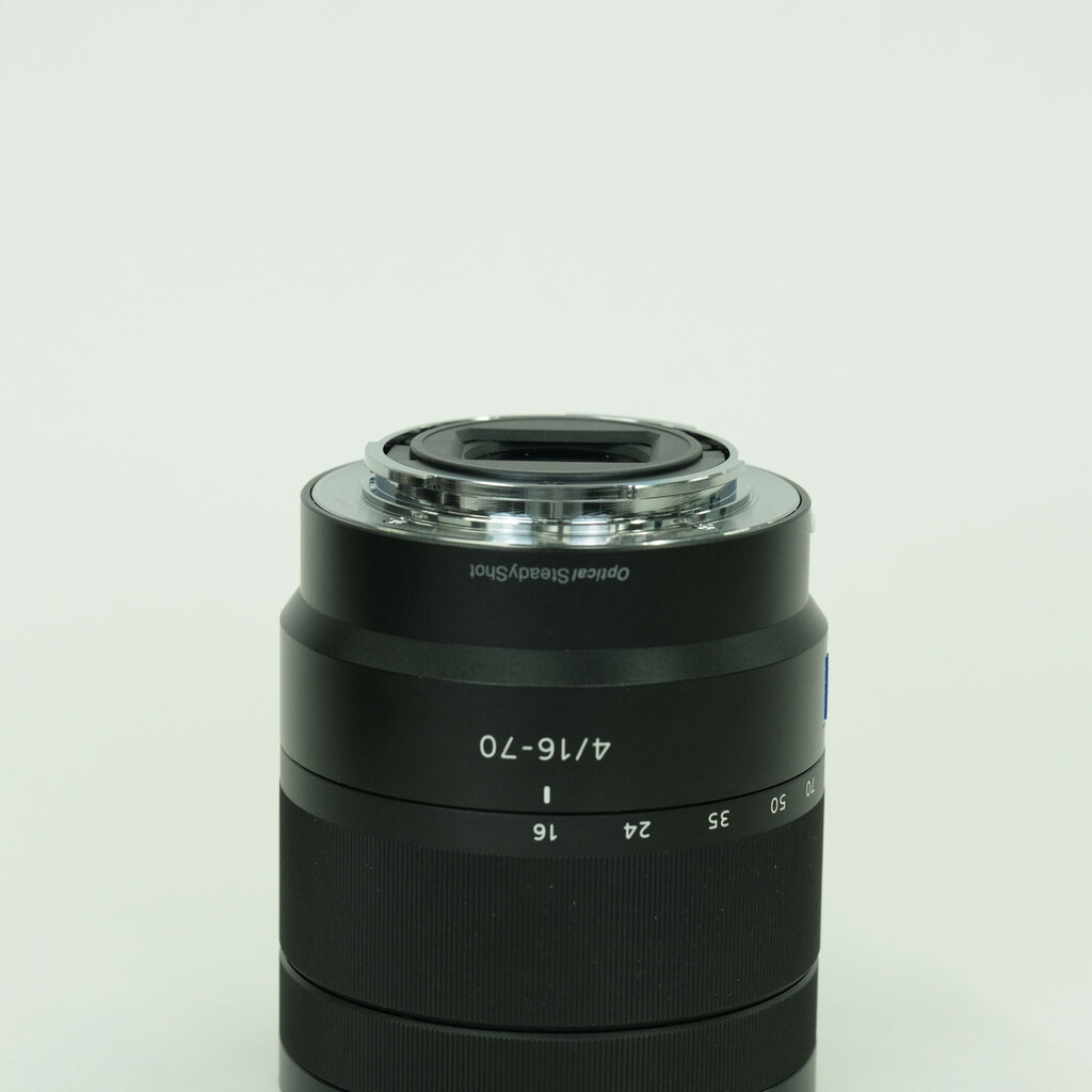 SONY Vario-Tessar T* E 16-70mm F4 ZA OSS SEL1670Z SONY Vario-Tessar T* E 16-70mm F4 ZA OSS SEL1670Z