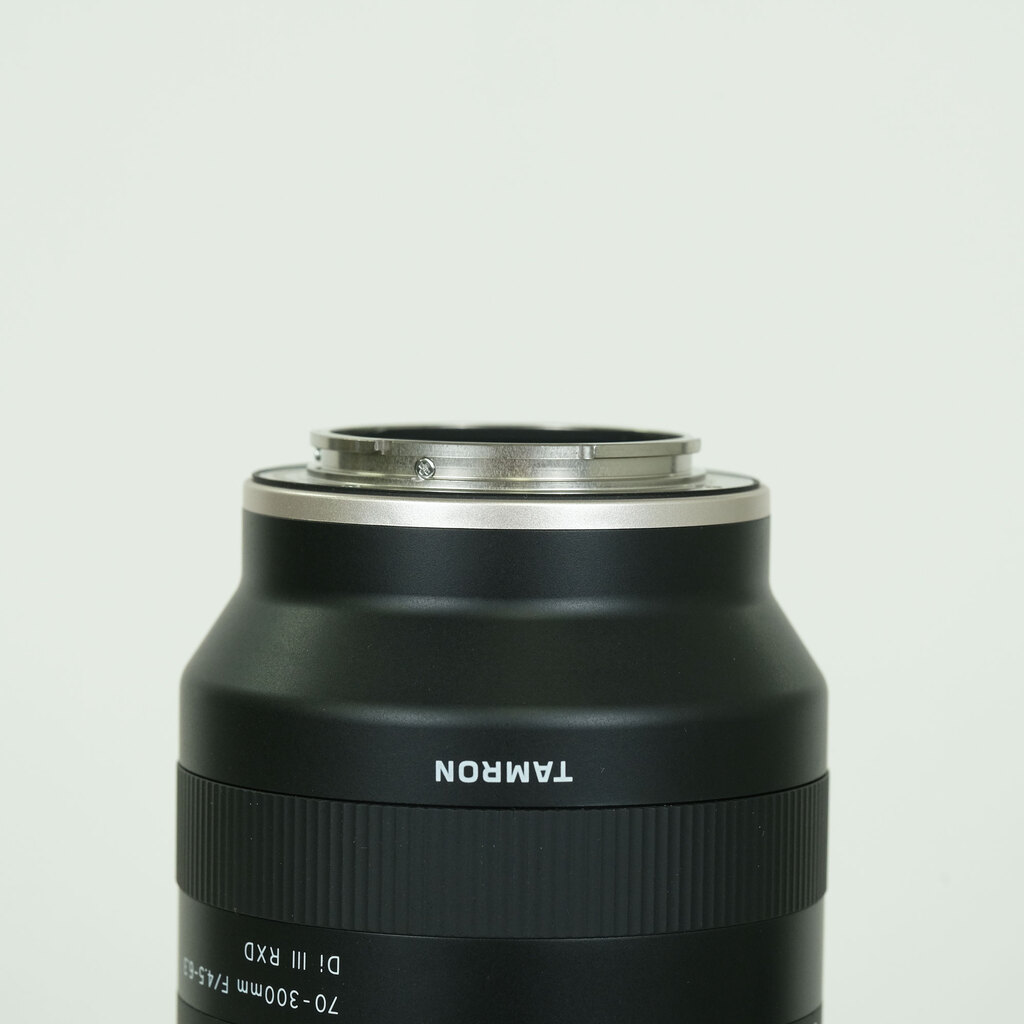 TAMRON 70-300mm F/4.5-6.3 Di III RXD (Model A047) [ソニーE用]