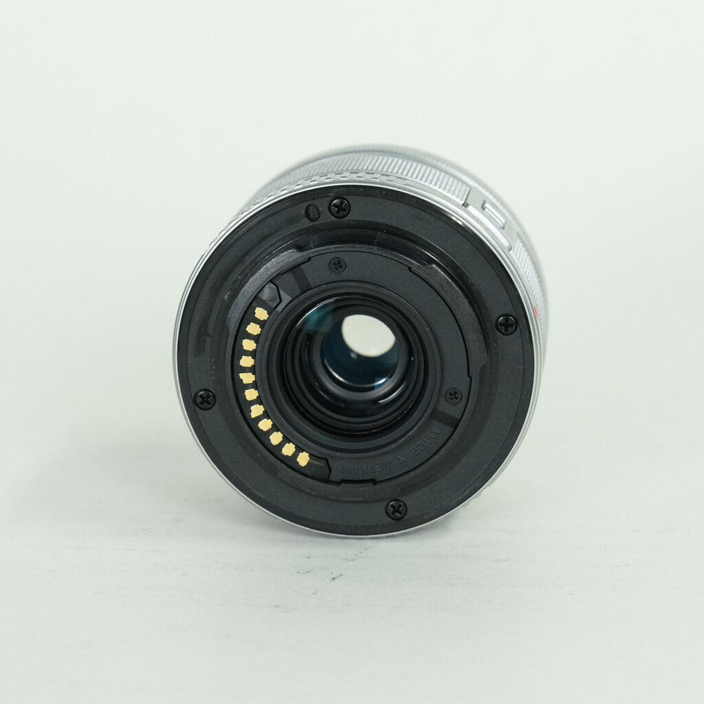 OLYMPUS M.ZUIKO DIGITAL 14-42mm F3.5-5.6IIR シルバー