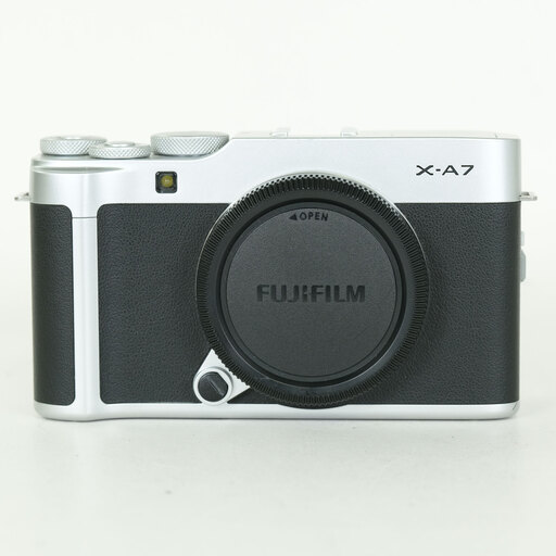 FUJIFILM X-A7 ボディ シルバー
