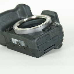 Canon EOS R10