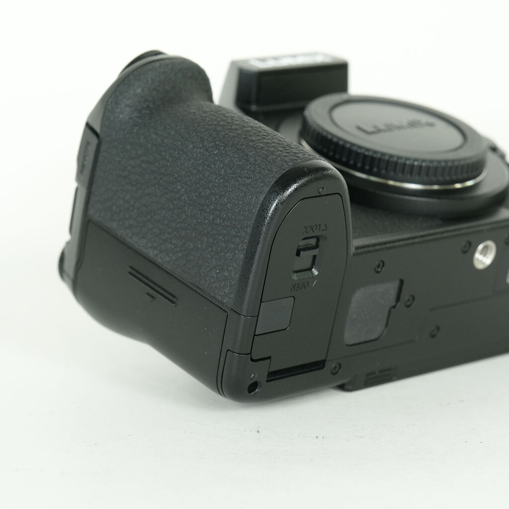 Panasonic LUMIX G9 PRO IIの出品 | ONE SCENE（ワンシーン）
