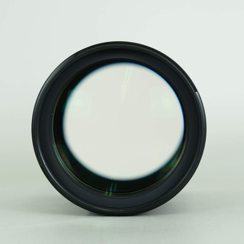 Canon RF135mm F1.8 L IS USM