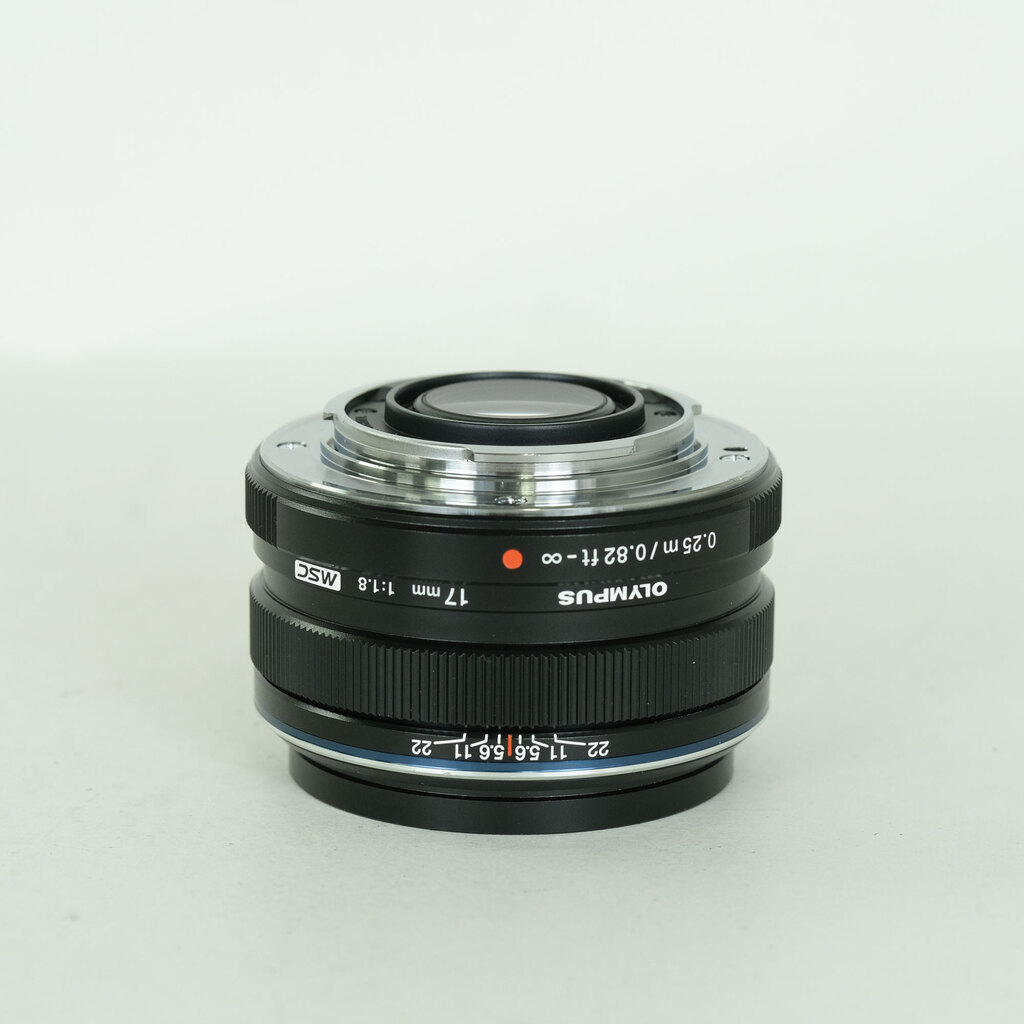 OLYMPUS M.ZUIKO DIGITAL 17mm F1.8