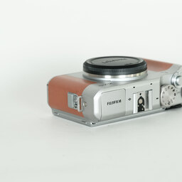 FUJIFILM X-A5 ボディ ブラウン