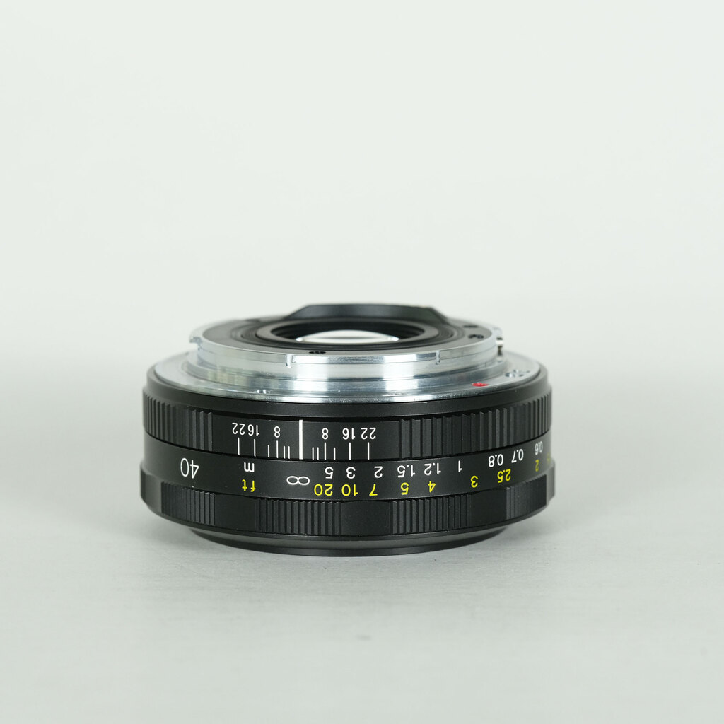 Voigtlander ULTRON 40mm F2 SLII Aspherical EFの出品 | ONE SCENE