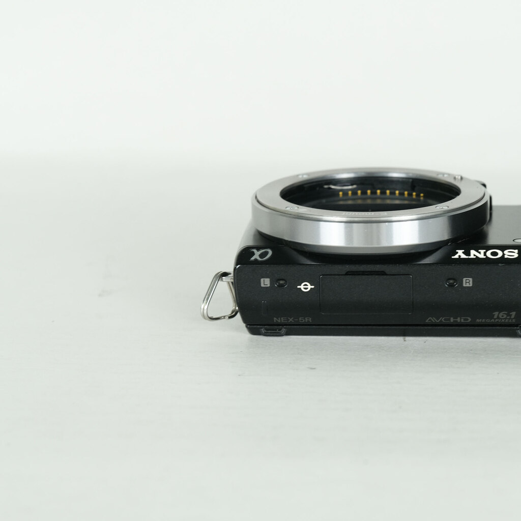 SONY α NEX-5R ボディ ブラックの出品 | ONE SCENE（ワンシーン）