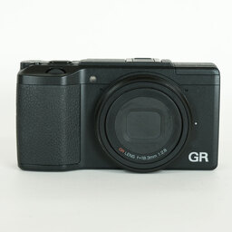 RICOH GR II