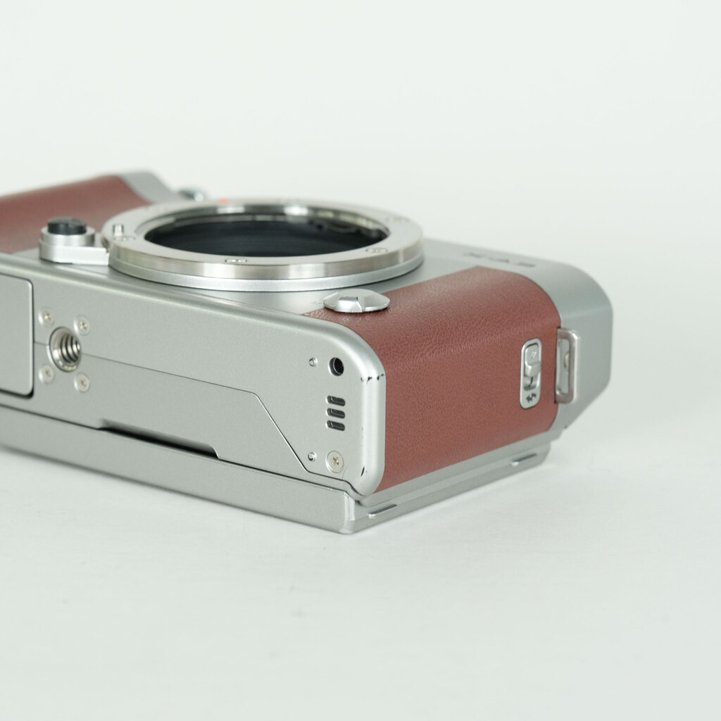 FUJIFILM X-A3 ボディ ブラウンの出品 | ONE SCENE（ワンシーン）