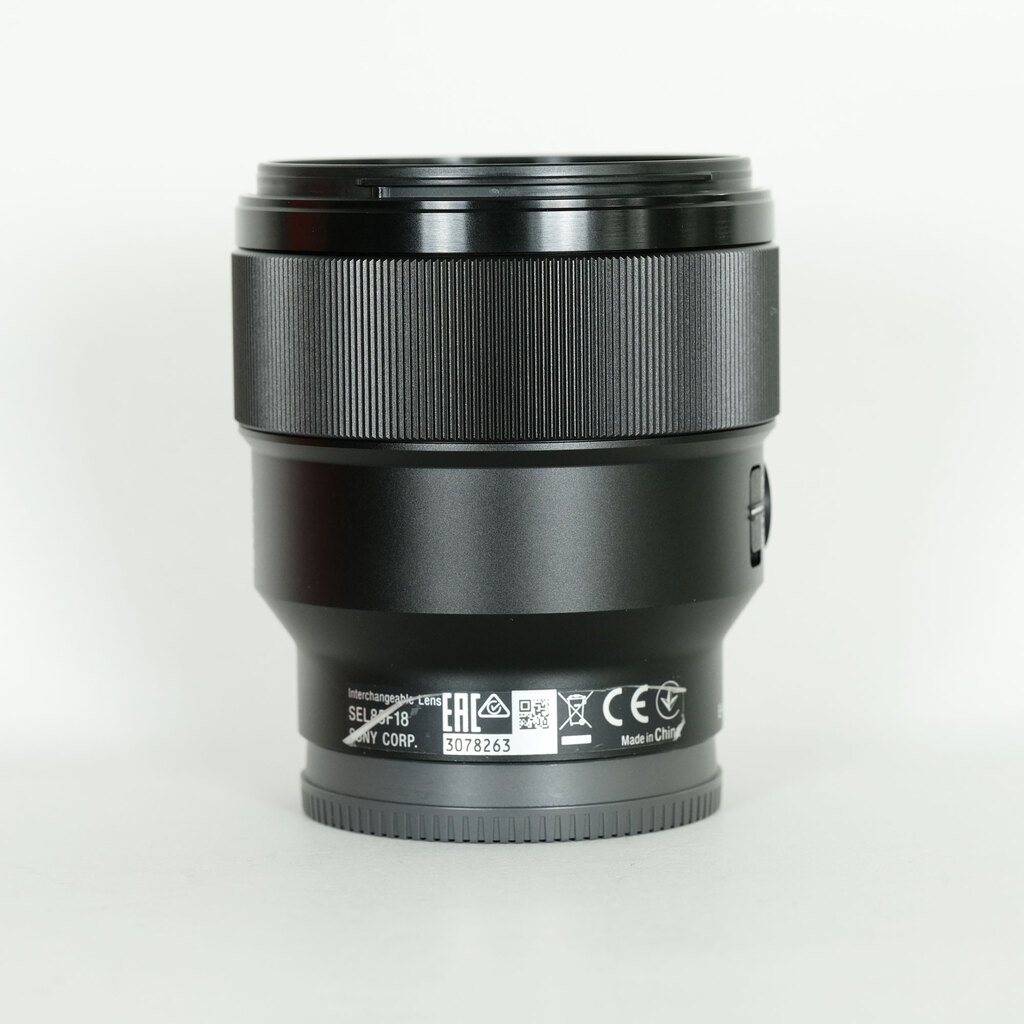 SONY FE 85mm F1.8 SEL85F18