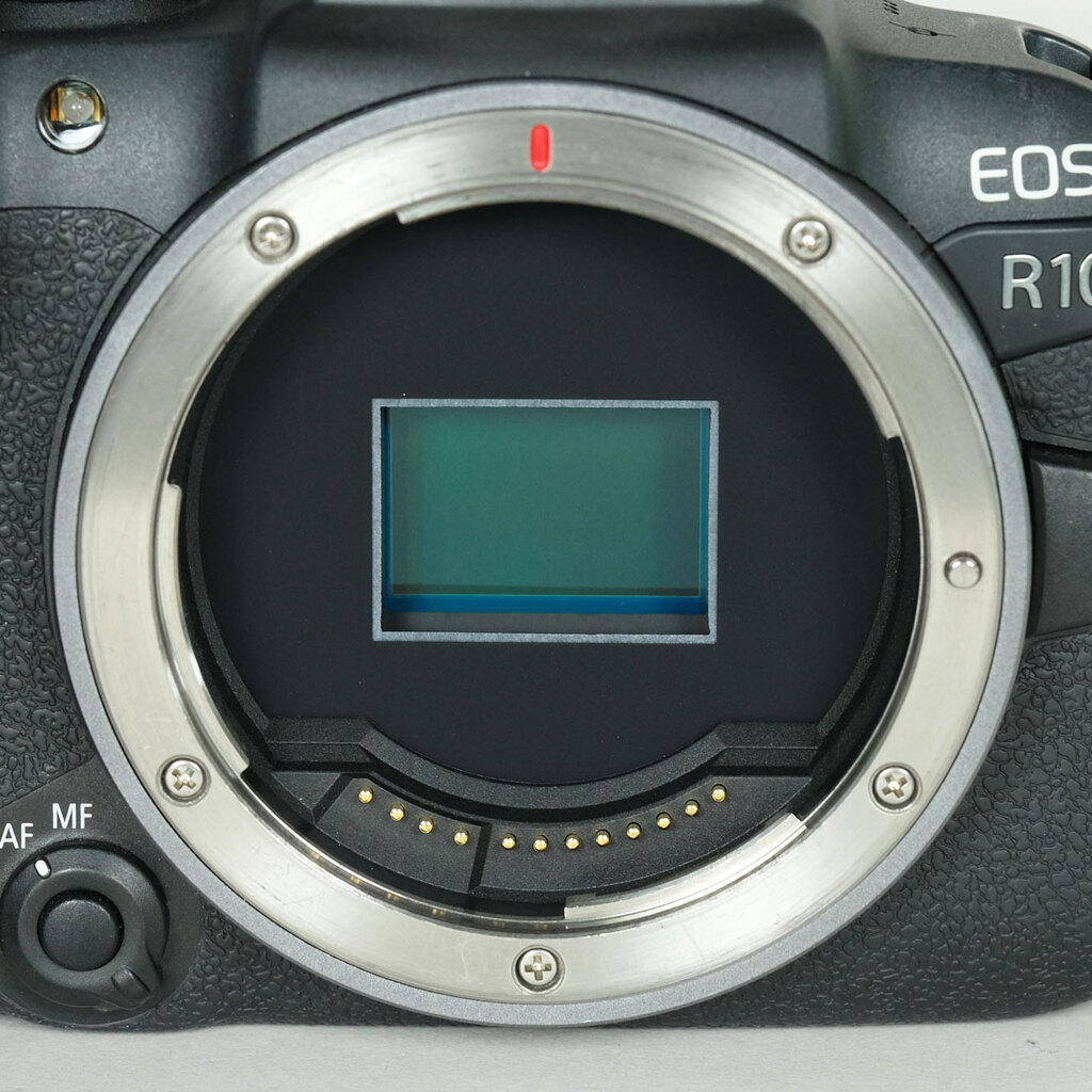 Canon EOS R10 Canon EOS R10