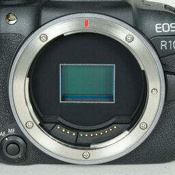 Canon EOS R10 Canon EOS R10