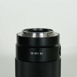 SONY FE 35mm F1.8 SEL35F18F