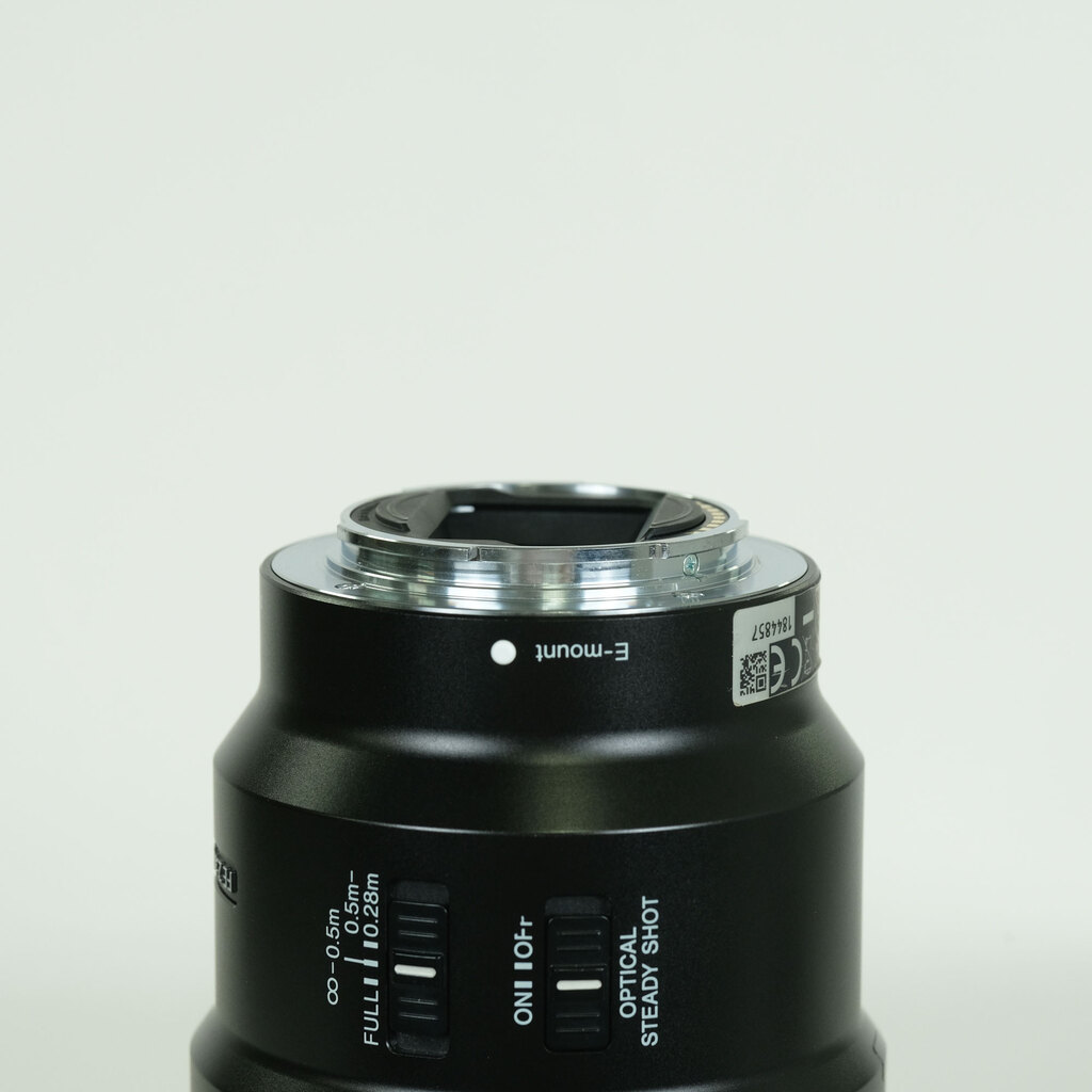 SONY FE 90mm F2.8 Macro G OSS SEL90M28G SONY FE 90mm F2.8 Macro G OSS SEL90M28G
