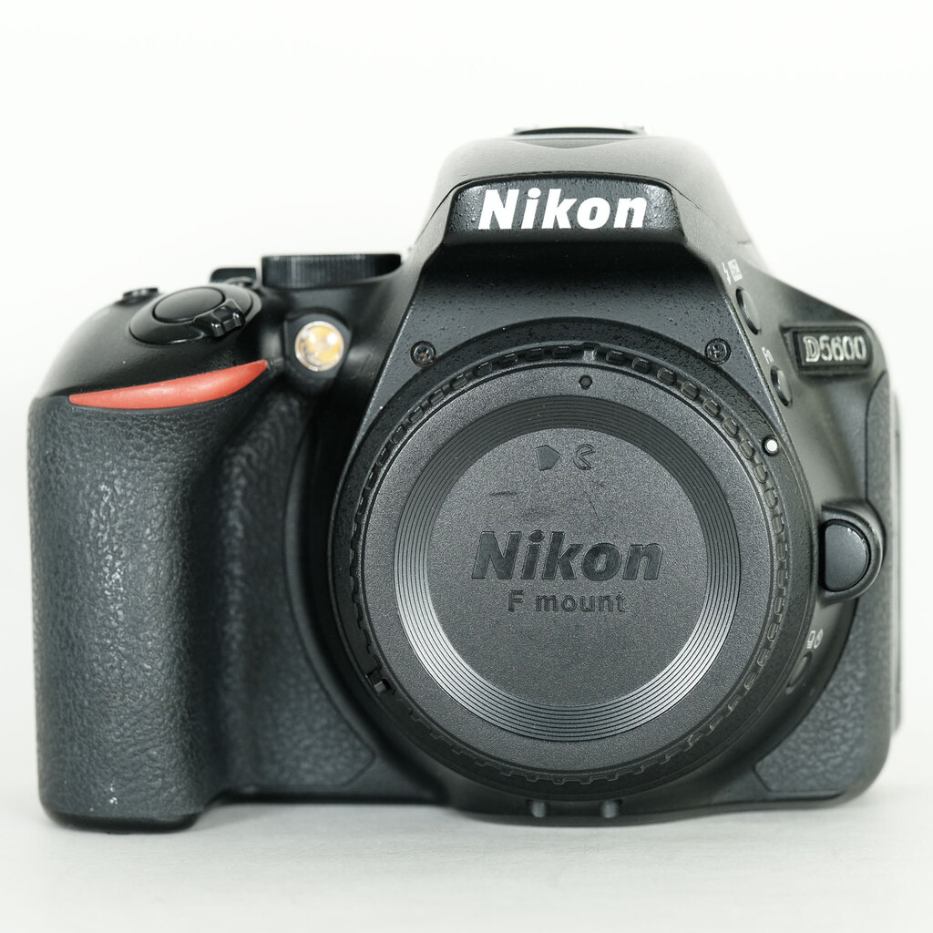 Nikon D5600