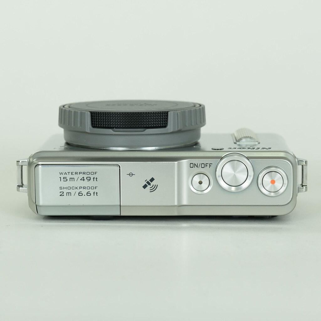 Nikon Nikon1 AW1 ボディ シルバー