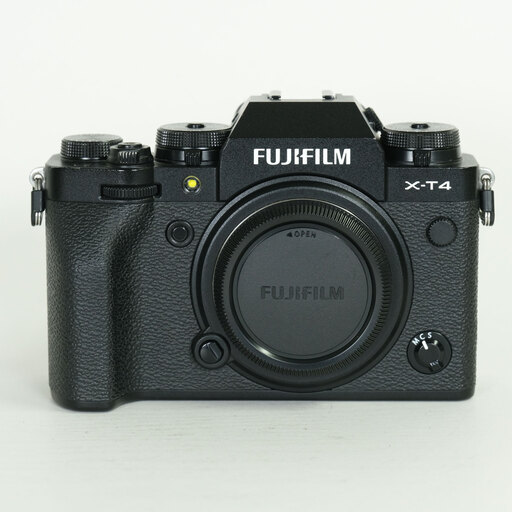 FUJIFILM X-T4