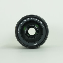 OLYMPUS M.ZUIKO DIGITAL ED 75-300mm F4.8-6.7 II