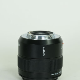 Panasonic LEICA DG MACRO-ELMARIT 45mm F2.8 ASPH. MEGA O.I.S.