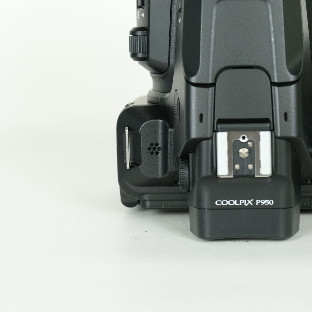 Nikon COOLPIX P950
