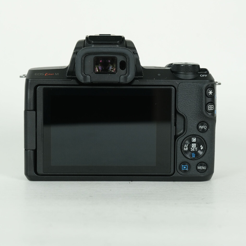 Canon EOS Kiss M Canon EOS Kiss M