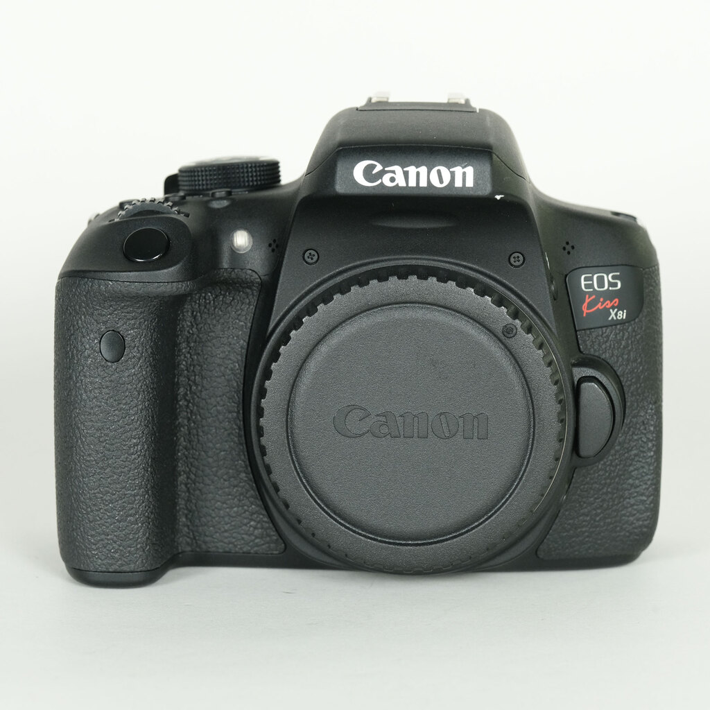 Canon EOS Kiss X8i Canon EOS Kiss X8i