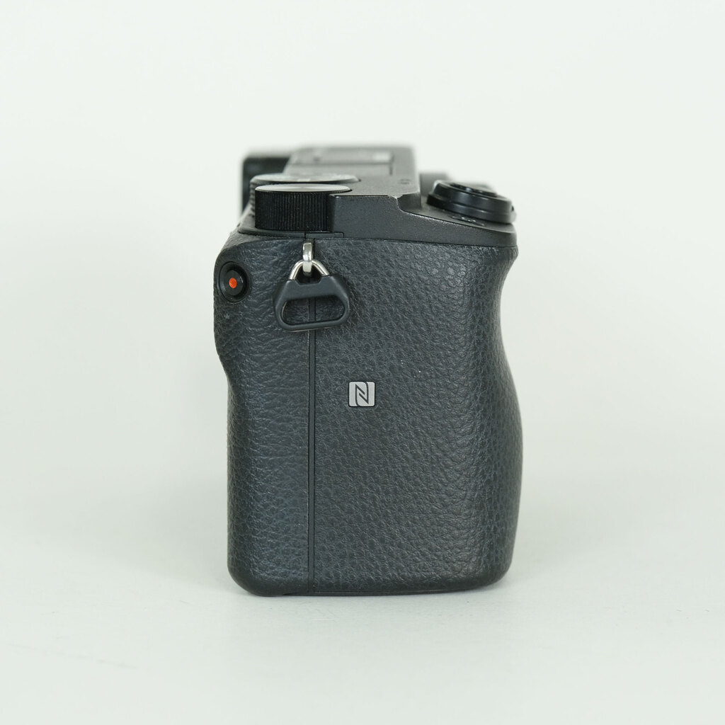 SONY α6400（ILCE-6400）