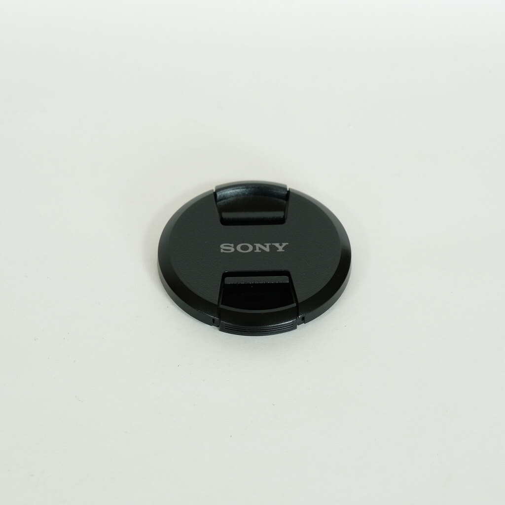 SONY FE 24-240mm F3.5-6.3 OSS SEL24240