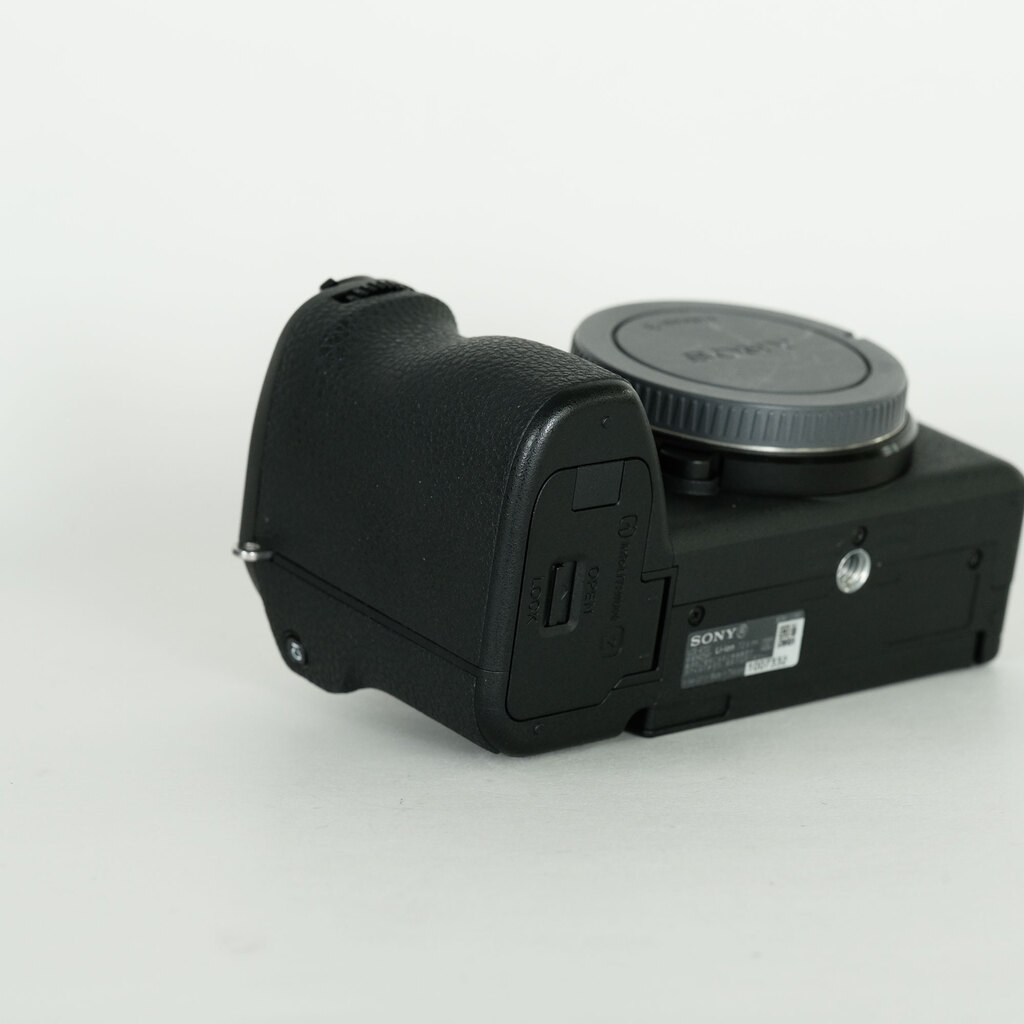 SONY α6700（ILCE-6700）