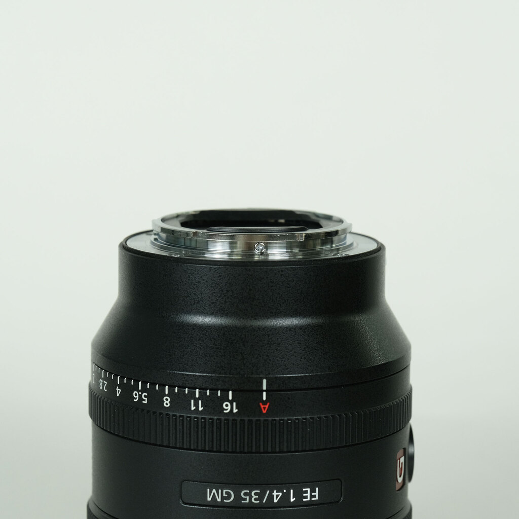 SONY FE 35mm F1.4 GM SEL35F14GMの出品 | ONE SCENE（ワンシーン）