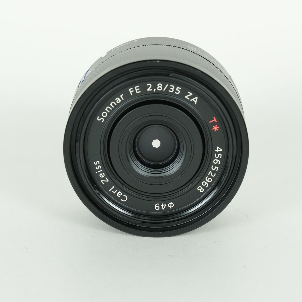 SONY Sonnar T* FE 35mm F2.8 ZA SEL35F28Z SONY Sonnar T* FE 35mm F2.8 ZA SEL35F28Z